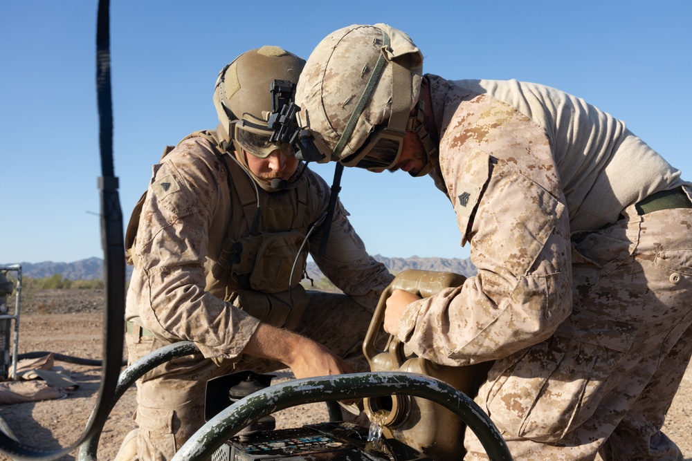 WTI 1-25: UH-1Y Venom refueling