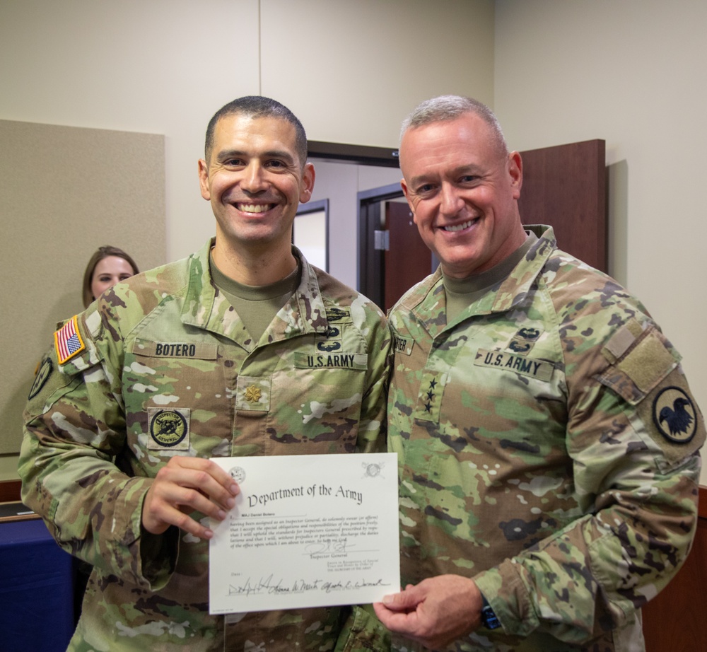 U.S. Army Reserve conducts mass inspectors general swearing-in ceremony