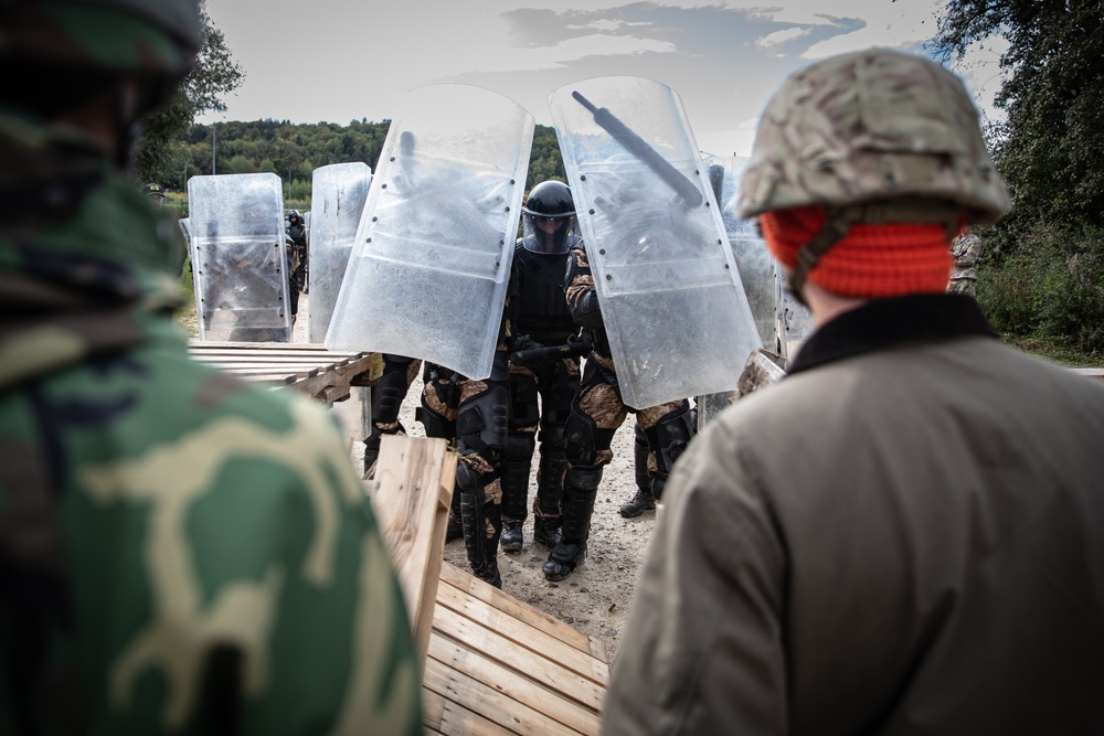 Albanian Military Forces Conduct FOM-D training in Hohenfels, Germany