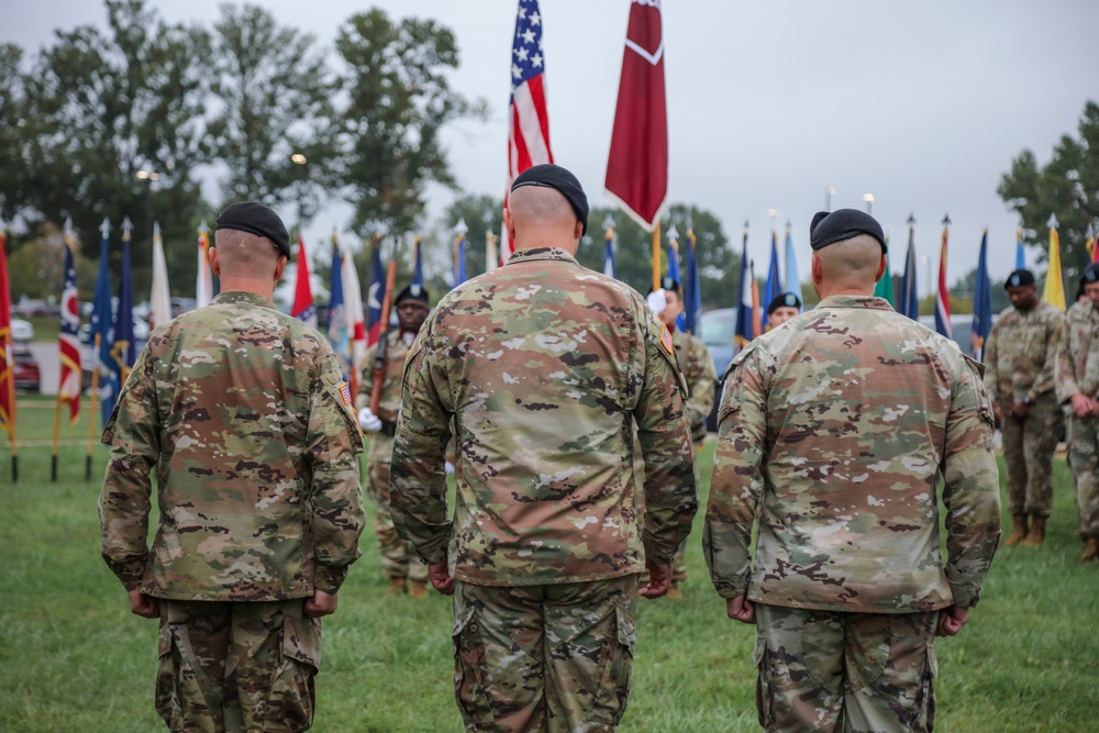 Fort Campbell Medical Readiness Battalion Conducts Change of Command