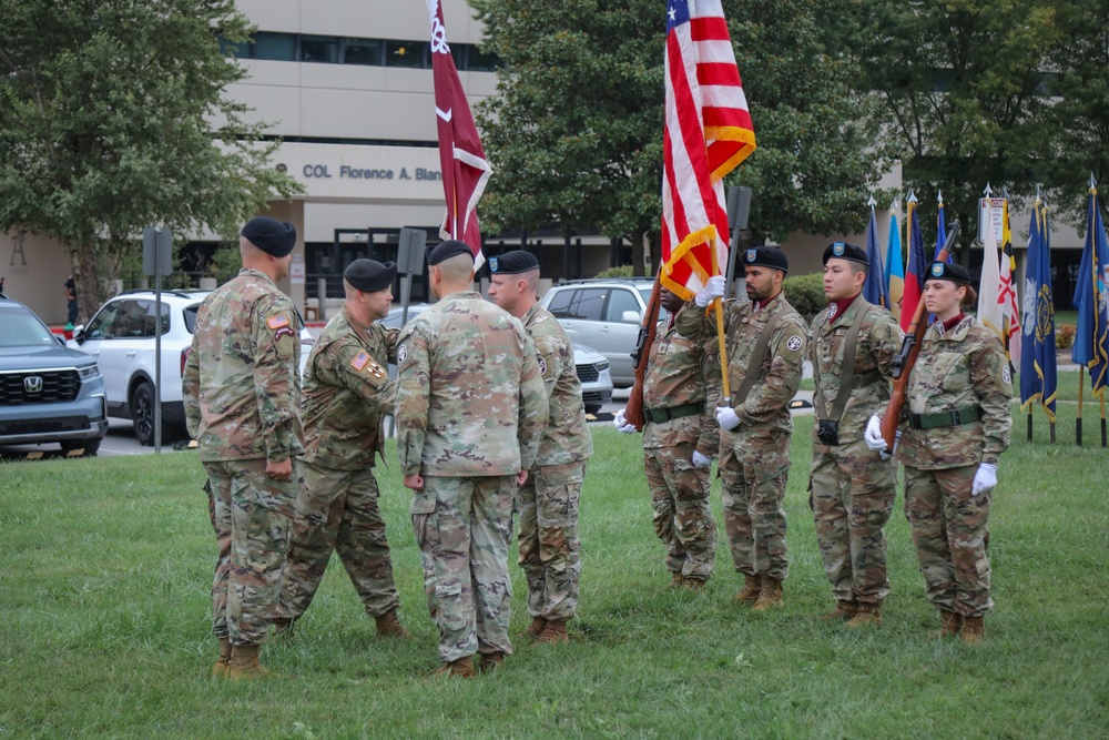 Fort Campbell Medical Readiness Battalion Conducts Change of Command