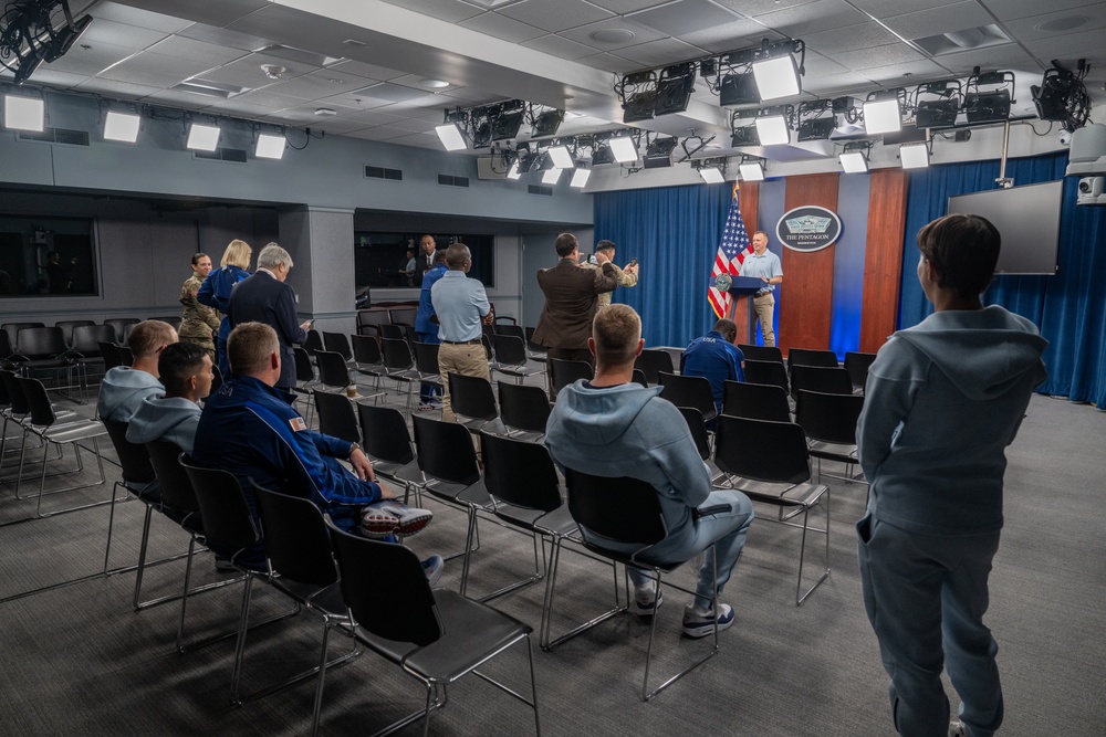 Department of Defense Olympians tour Pentagon