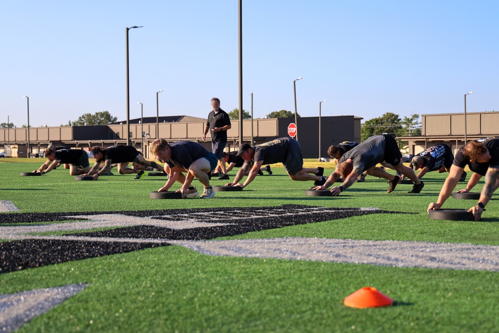 5th SFG (A) Soldiers Compete During 63rd Annual Legion Week Fitness Competition