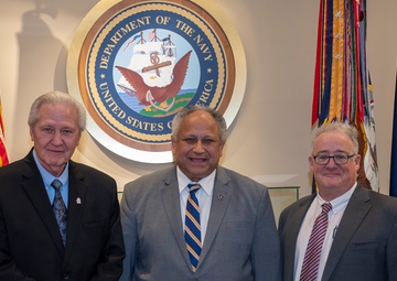 Secretary of the Navy Carlos Del Toro met with United Steelworkers President