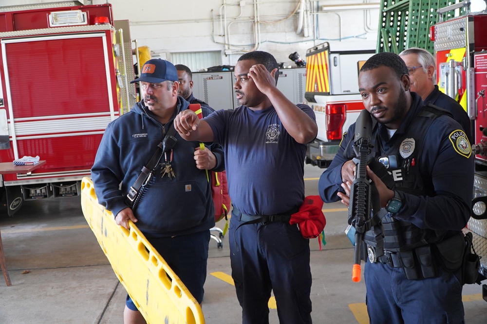 NWS Yorktown Law Enforcement, Fire &amp; EMS Services conduct combined training