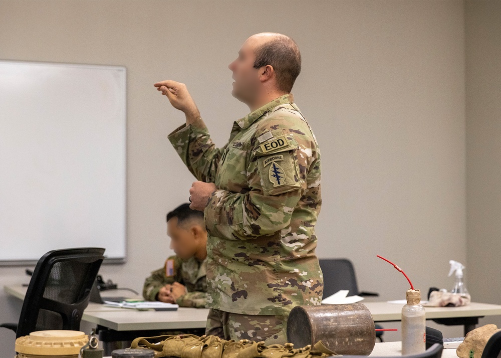 4th Battalion, 5th SFG (A) Soldiers evaluate tactical skills