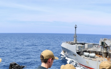 USS Benfold (DDG 65) Conducts Routine Operations