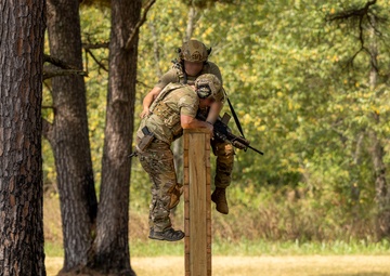 4th Battalion, 5th SFG (A) Soldiers evaluate tactical skills