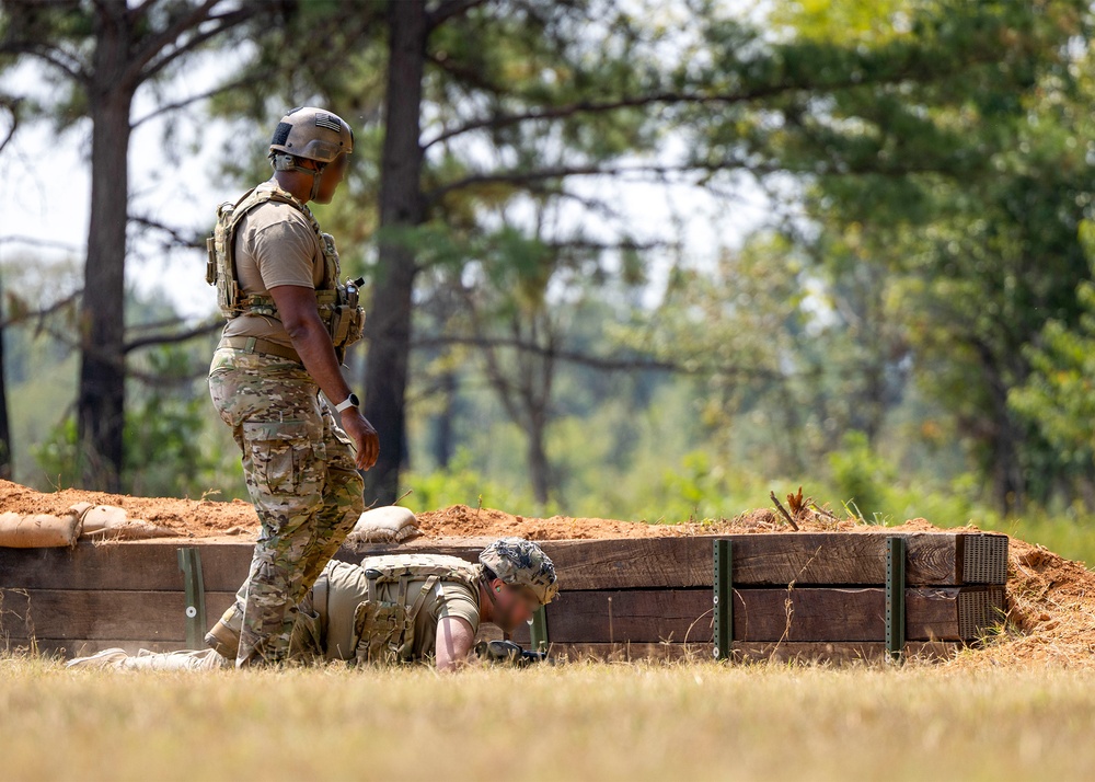 4th Battalion, 5th SFG (A) Soldiers evaluate tactical skills