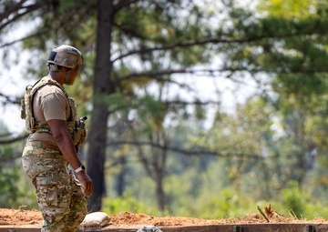 4th Battalion, 5th SFG (A) Soldiers evaluate tactical skills