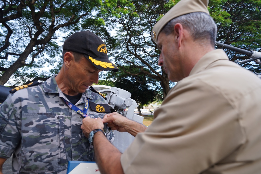 Royal Australian Navy Cmdr. Awarded U.S. Meritorious Service Medal