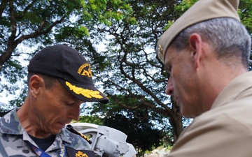 Royal Australian Navy Cmdr. Awarded U.S. Meritorious Service Medal