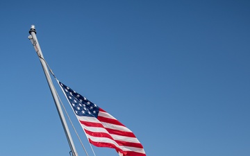 USS Ronald Reagan (CVN 76) arrives at Naval Air Station North Island, San Diego