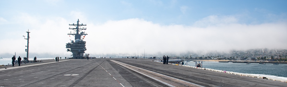 USS Ronald Reagan (CVN 76) arrives at Naval Air Station North Island, San Diego