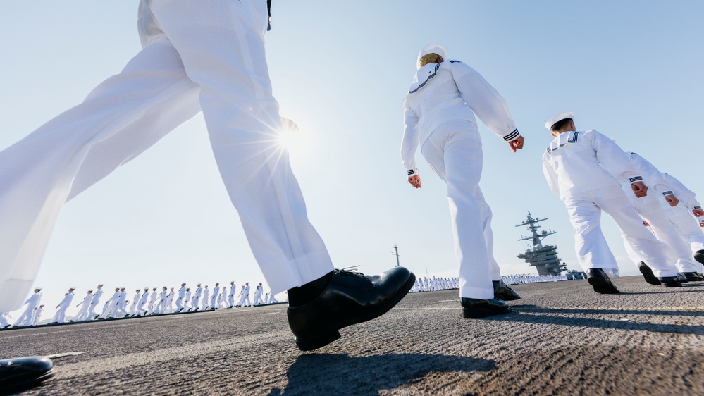 USS George Washington Sailors Man the Rails