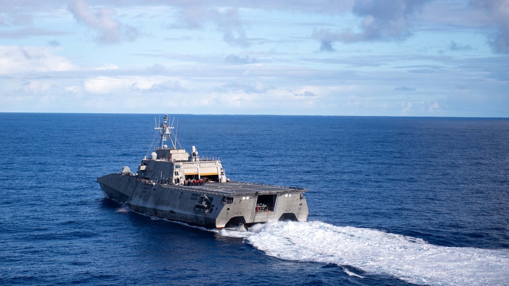 USS Theodore Roosevelt Refuels USS Mobile in Pacific Ocean