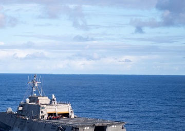 USS Theodore Roosevelt Refuels USS Mobile in Pacific Ocean