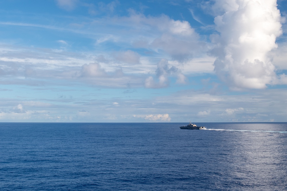 USS Theodore Roosevelt Refuels USS Mobile in Pacific Ocean