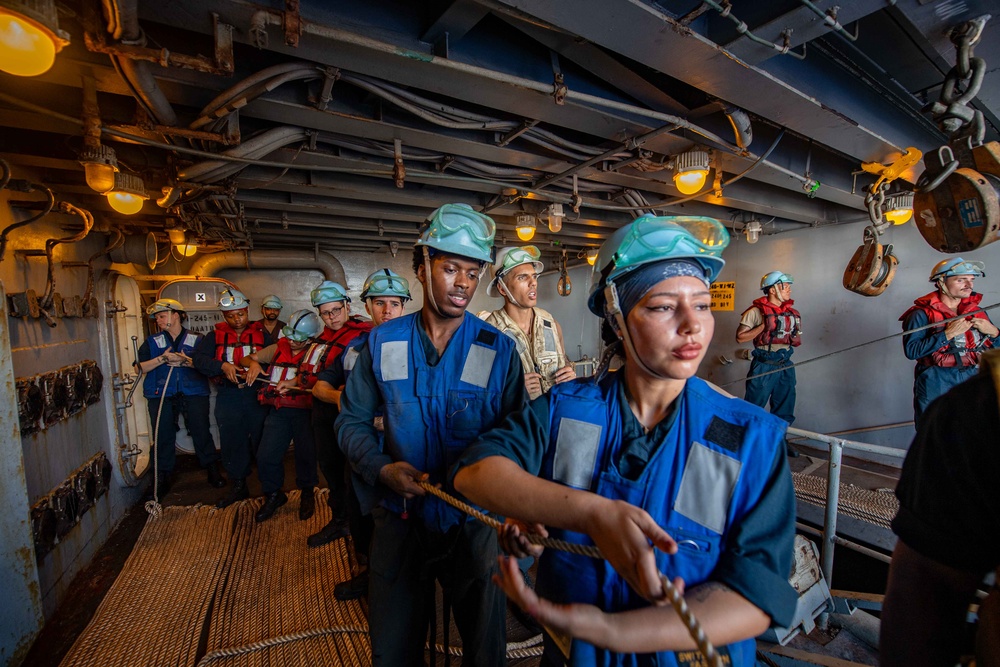 USS Theodore Roosevelt Refuels USS Mobile in Pacific Ocean