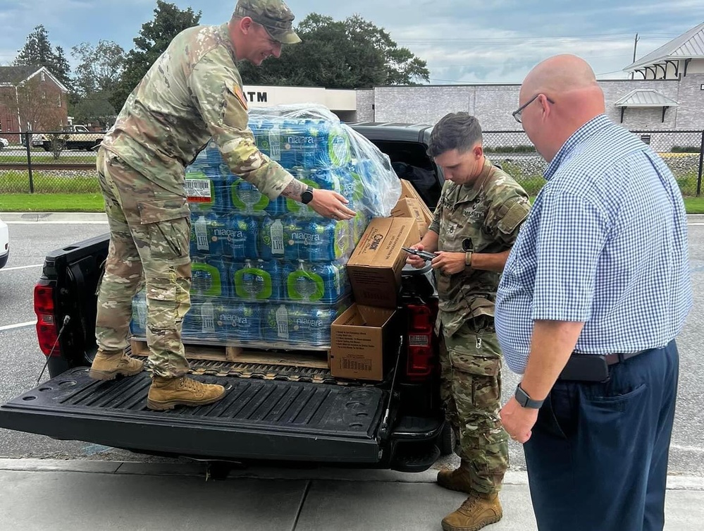 Valdosta Army recruiters provide assistance following Hurricane Helene