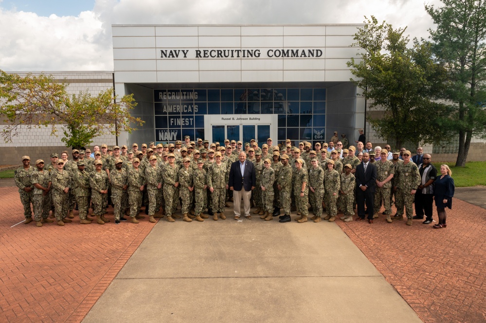 SECNAV Visits Navy Recruiting Command