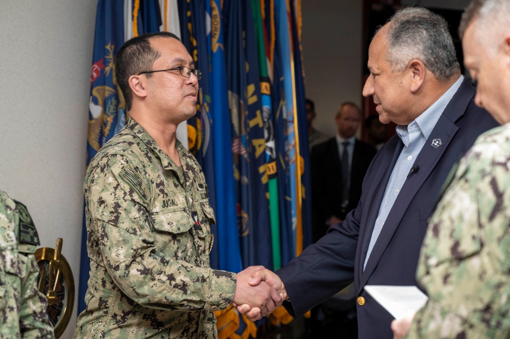 SECNAV Visits Navy Recruiting Command