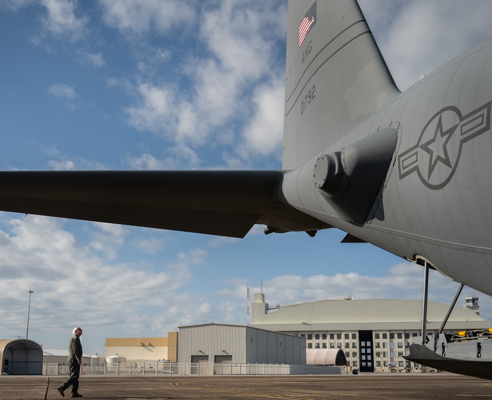 C-130 pilot first to reach 10K hours