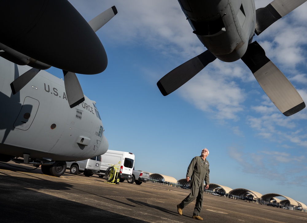 C-130 pilot first to reach 10K hours