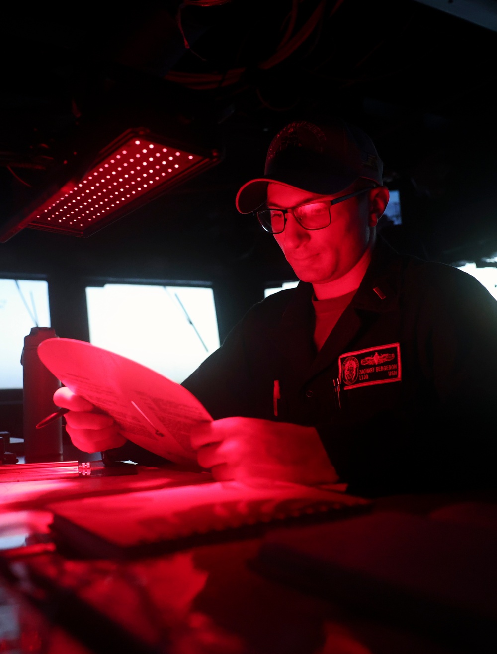 USS Arleigh Burke Bridge Watch