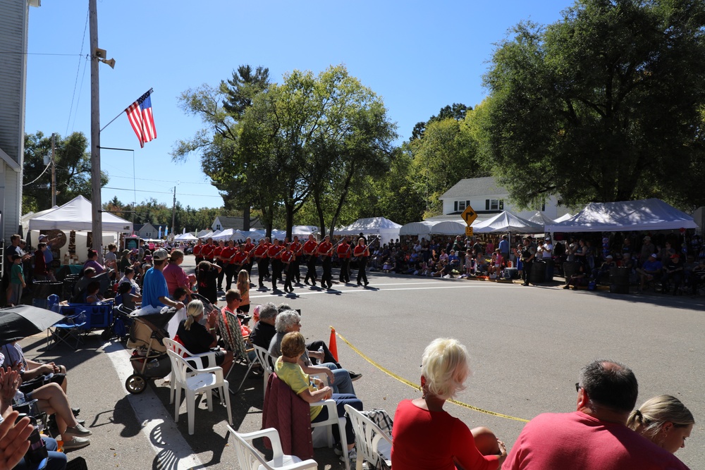 Fort McCoy Challenge Academy wins Best of Parade at Cranfest