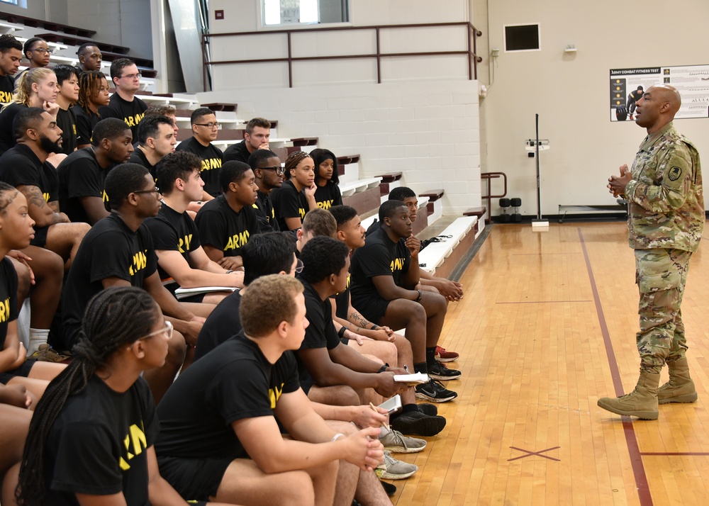 SMDC CG talks leadership with Alabama A&amp;M cadets