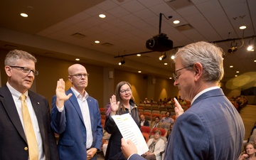 ERDC Hosts Senior Scientist Induction Ceremony