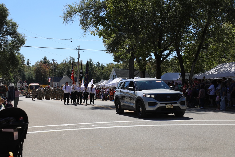 Fort McCoy Garrison Commander leads Army Band in Cranfest Parade