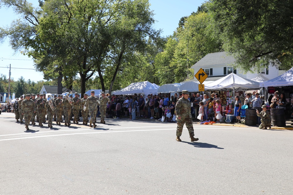 Fort McCoy Garrison Commander leads Army Band in Cranfest Parade