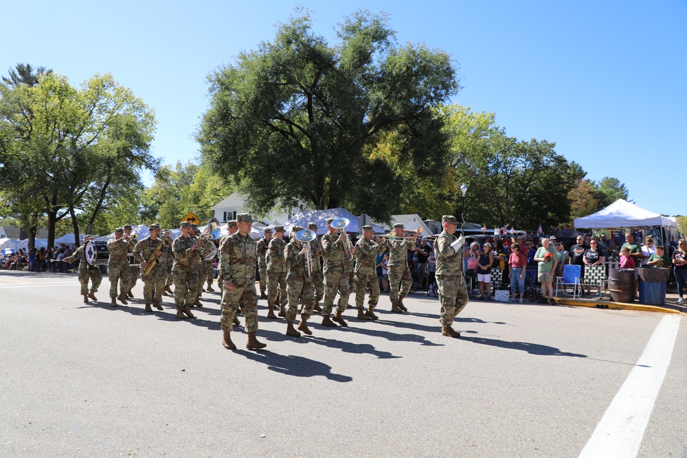 Fort McCoy Garrison Commander leads Army Band in Cranfest Parade