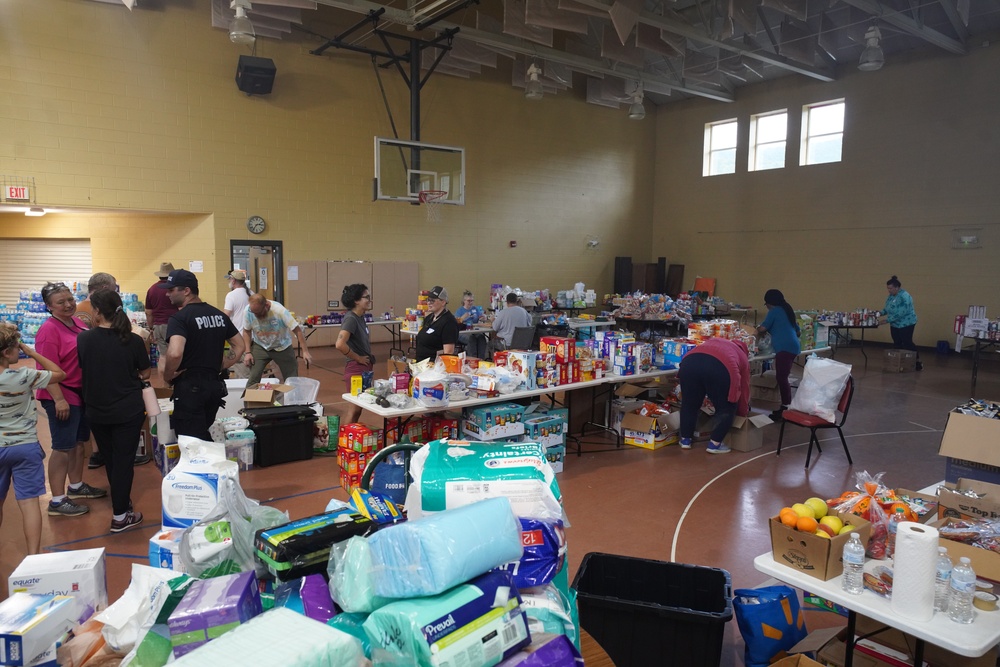 Volunteers Distribute Essential Supplies in Swannonoa, North Carolina