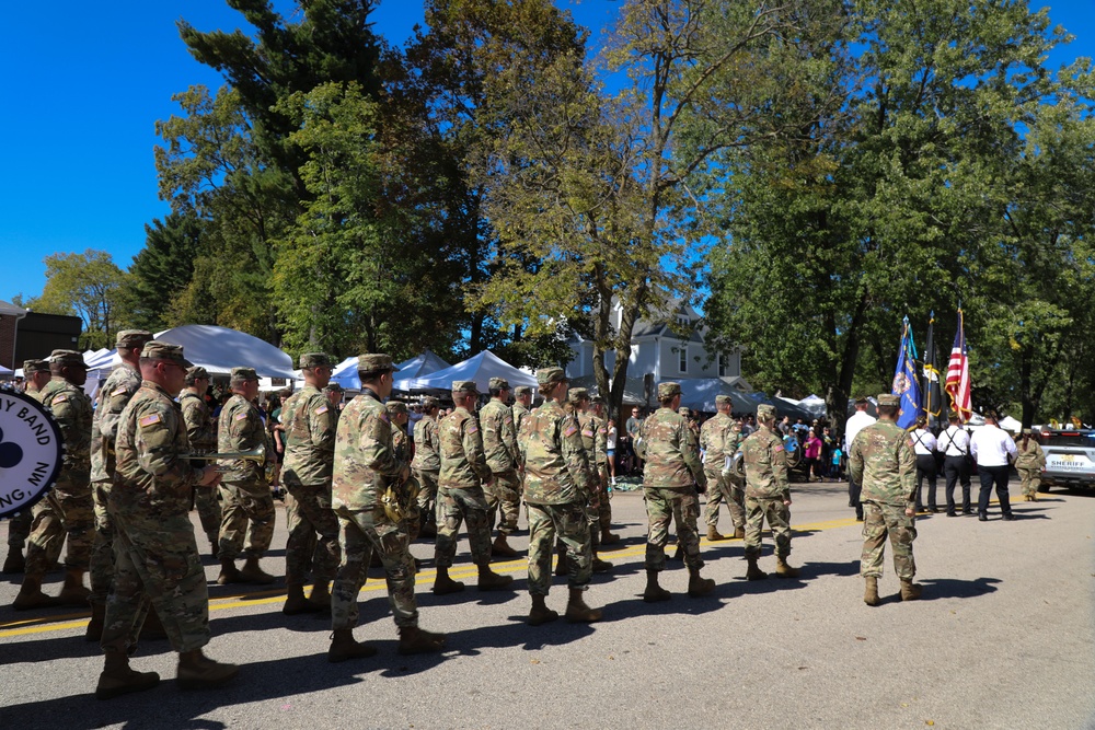 Fort McCoy Garrison Commander leads Army Band in Cranfest Parade