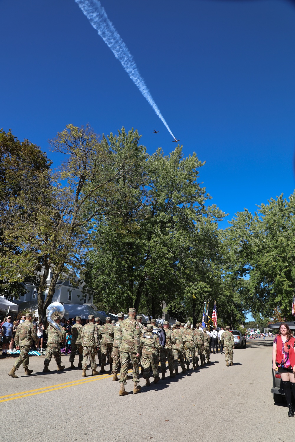 Fort McCoy Garrison Commander leads Army Band in Cranfest Parade