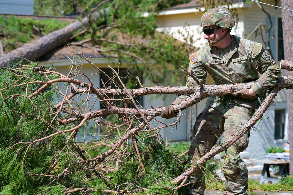 Georgia National Guardsmen provide response and recovery aid post Hurricane Helene