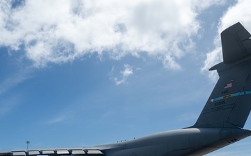 U.S. Air Force C-5 arrives in Diego Garcia