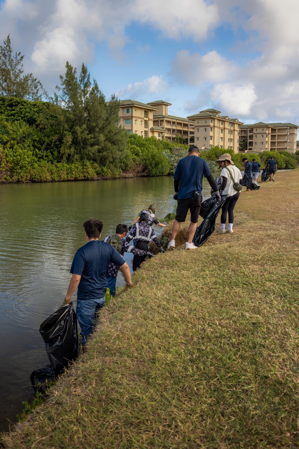 Mālama Ka ‘Āina: Canal Cleanup