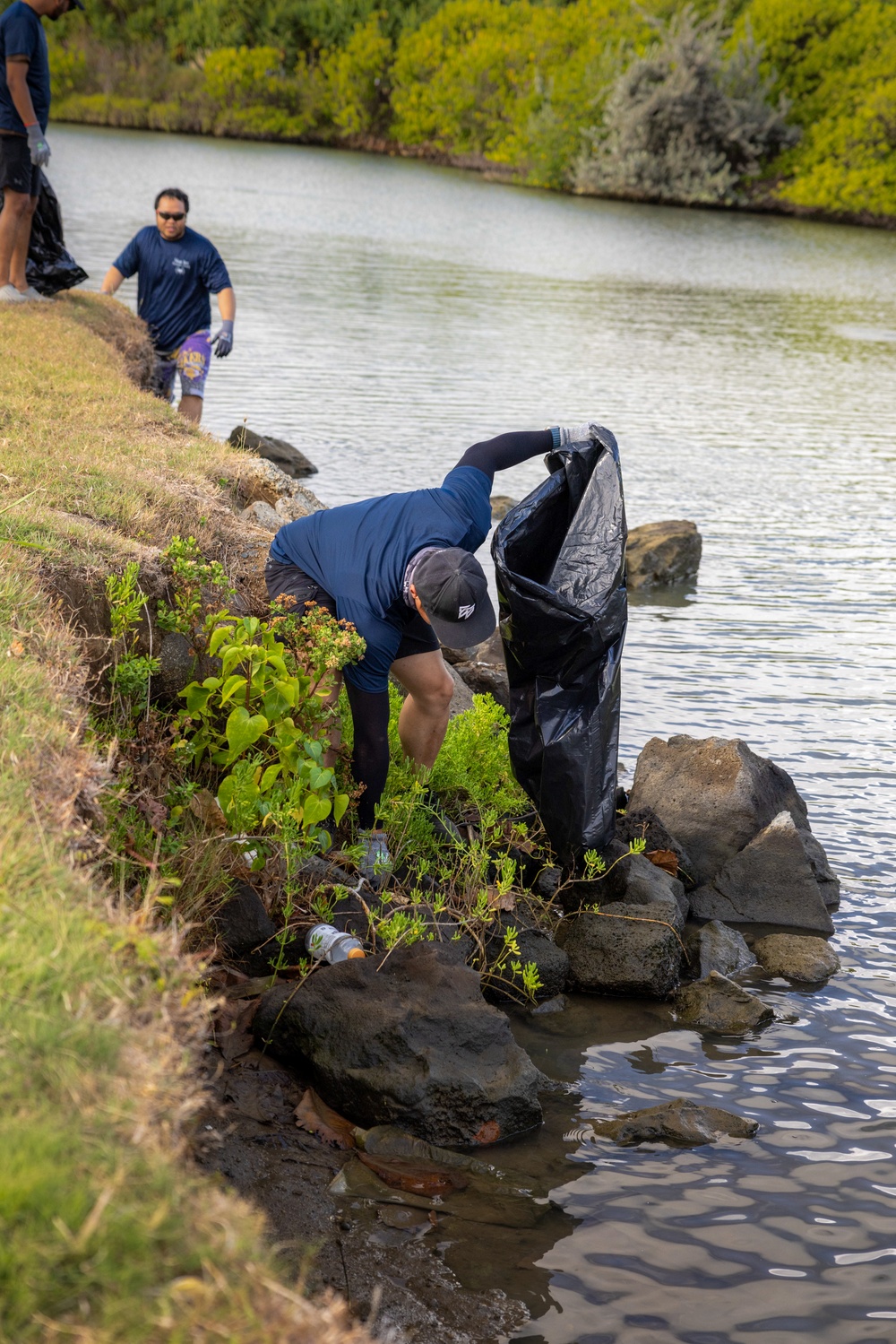 Mālama Ka ‘Āina: Canal Cleanup