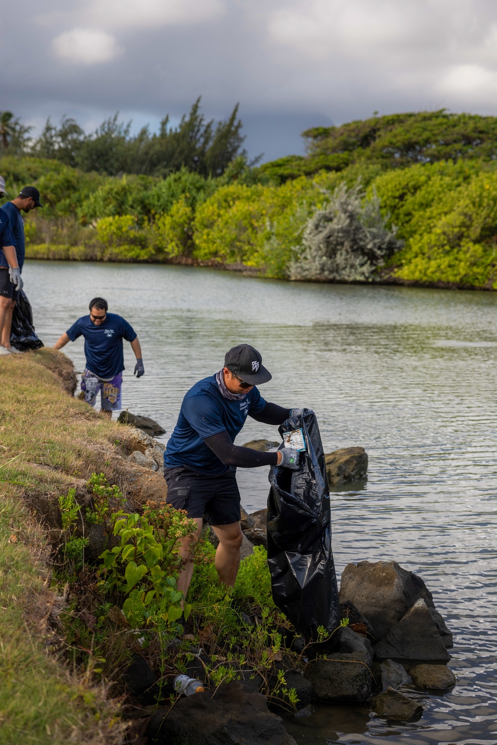 Mālama Ka ‘Āina: Canal Cleanup