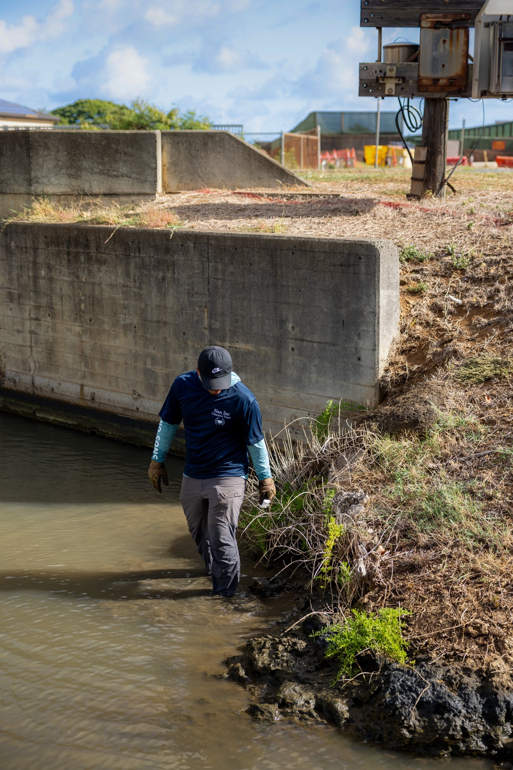 Mālama Ka ‘Āina: Canal Cleanup