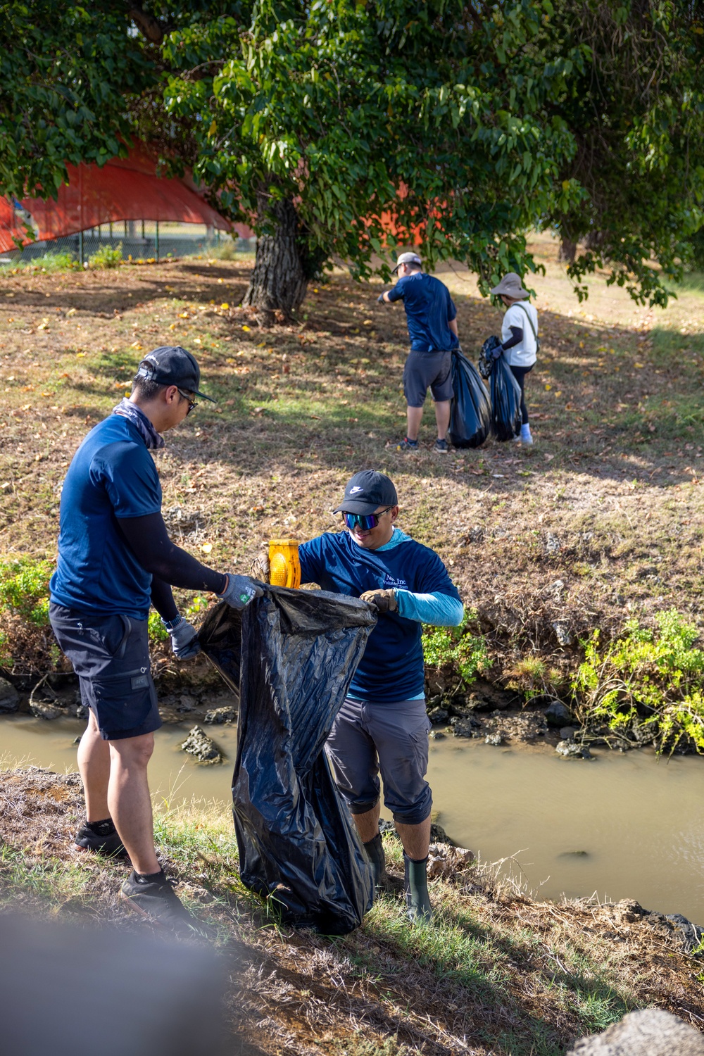 Mālama Ka ‘Āina: Canal Cleanup