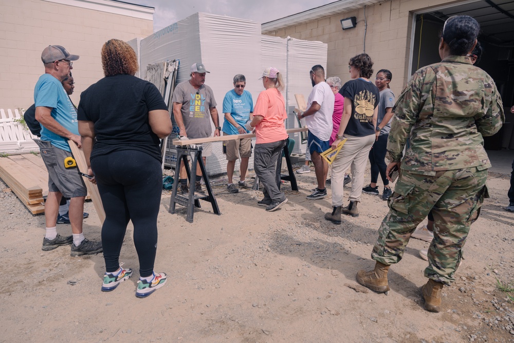 AFMAO resiliency team emphasizes value of giving back during deployment