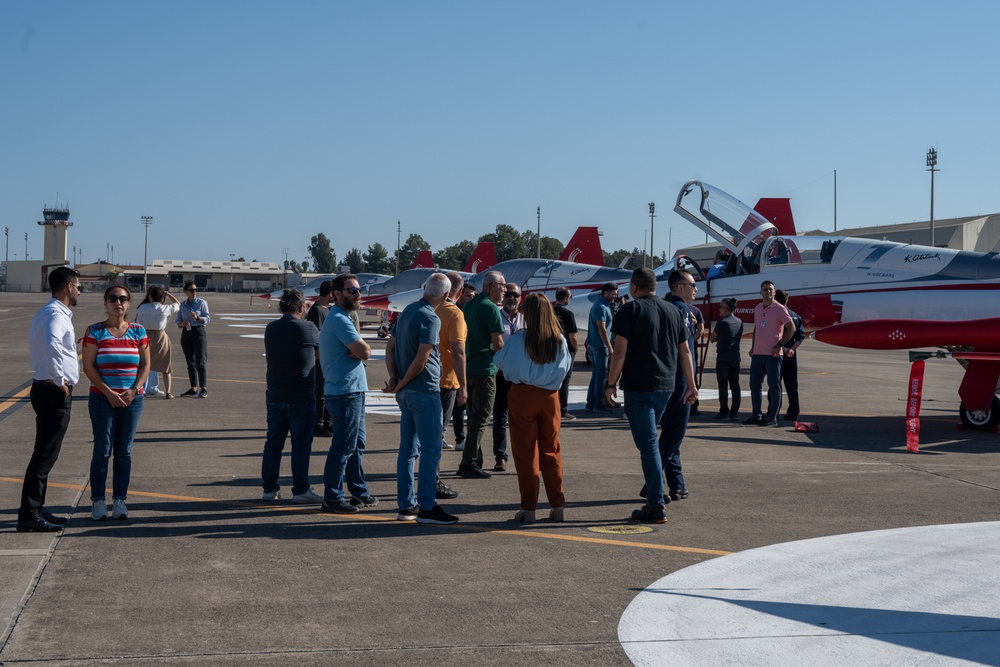 Incirlik welcomes Turkish Stars ahead of TEKNOFEST Adana