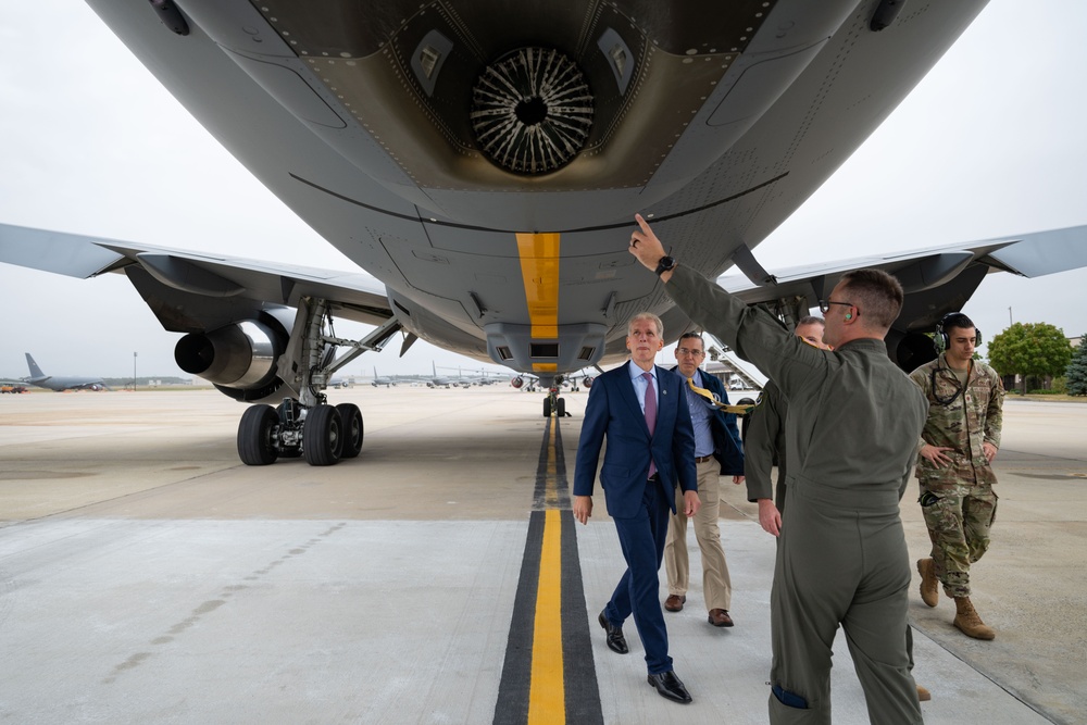 ‘Can Do’ wing  immerses leaders into KC-46 mission