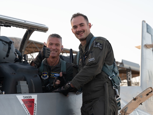 19th AF Visits Vance AFB