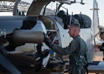 19th AF Visits Vance AFB